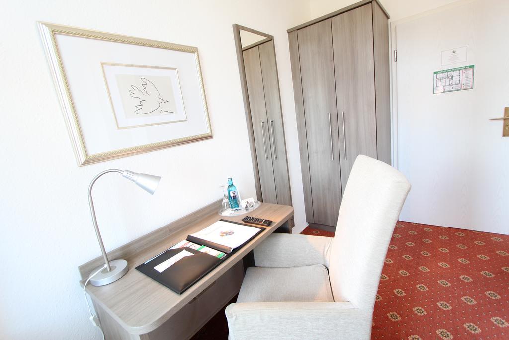 Hotel Thormaehlen Bliestorf Phòng bức ảnh