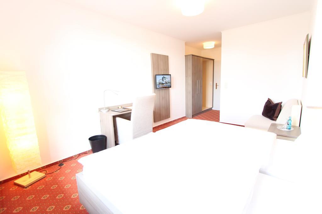 Hotel Thormaehlen Bliestorf Phòng bức ảnh